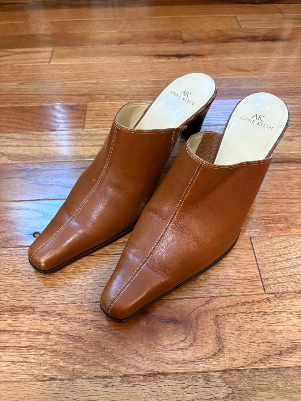 Anne Klein Light Brown Leather slip on heels size 7